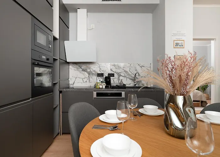 Lovely Quiet Near Heroes Square By Cavaland Appartement *